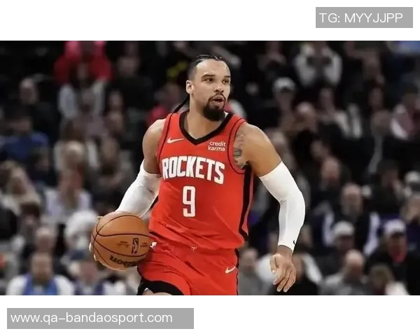 狄龙轻伤不退场全力拼搏20投7中斩获18分2篮板2助攻表现出色