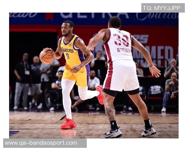 替补表现出色泰森高效砍下16分13篮板助球队取得胜利